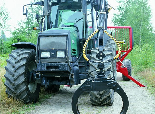 OFFRES SPÉCIALES  sur nos remorques & grues forestières