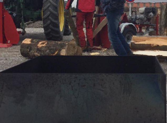 Démonstration de matériel forestier à l’usine AMR